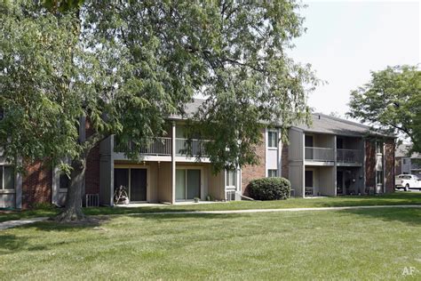 perrysburg apartments|300 Two